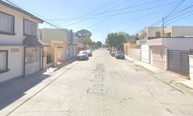CASA EN COLONIA UNIVERSIDAD OTAY, TIJUANA, BAJA CALIFORNIA.