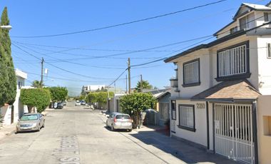 CASA EN COLONIA UNIVERSIDAD OTAY, TIJUANA, BAJA CALIFORNIA.