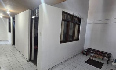 Se Vende Amplia Casa De 2 Pisos En Calle Guzmán Barrón - Trujillo (aipanaque)