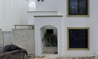 CASA EN COLONIA GRAN SANTA FE, MÉRIDA YUCATÁN.