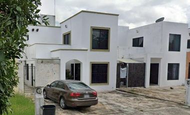 CASA EN COLONIA GRAN SANTA FE, MÉRIDA YUCATÁN.