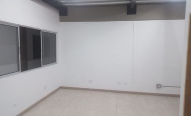 Oficina en Arriendo La Esmeralda, Itagui, Antioquia
