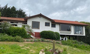 SE VENDE PARCELA CON CASA EN ALTOS DE SANTO DOMINGO