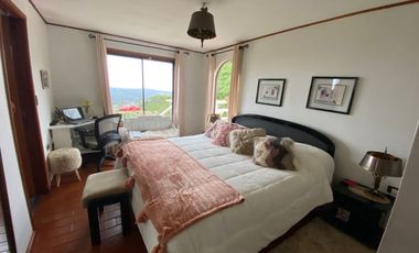 SE VENDE PARCELA CON CASA EN ALTOS DE SANTO DOMINGO