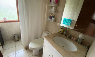 SE VENDE PARCELA CON CASA EN ALTOS DE SANTO DOMINGO