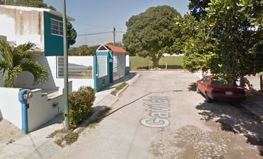 CASA EN COLONIA PARAÍSO SALAGUA, COLIMA.