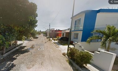 CASA EN COLONIA PARAÍSO SALAGUA, COLIMA.