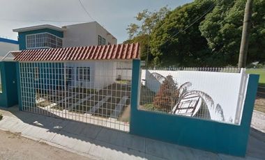 CASA EN COLONIA PARAÍSO SALAGUA, COLIMA.