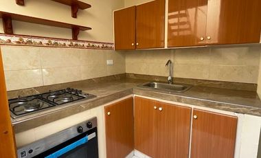 CASA EN CIUDAD JARDIN