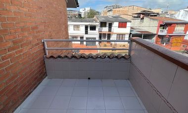 CASA EN CIUDAD JARDIN