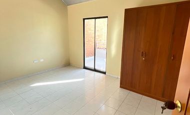 CASA EN CIUDAD JARDIN