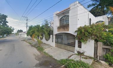 CASA EN CHETUMAL, QUINTANA ROO.