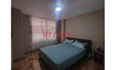 Alquilo Lindo Departamento Amoblado A 2 Cuadras De La Playa- Huanchaco Tradicional - 102M2 + Cochera -2Do Piso-S/. 1900