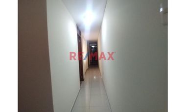 Alquilo Lindo Departamento Amoblado A 2 Cuadras De La Playa- Huanchaco Tradicional - 102M2 + Cochera -2Do Piso-S/. 1900