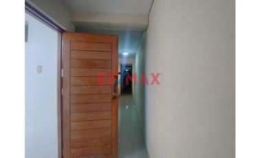 Alquilo Lindo Departamento Amoblado A 2 Cuadras De La Playa- Huanchaco Tradicional - 102M2 + Cochera -2Do Piso-S/. 1900