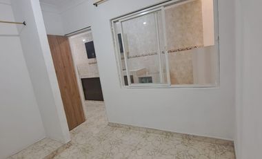 SE ARRIENDA APARTAMENTO EN EL BARRIO FLORALIA SEGUNDO NIVEL