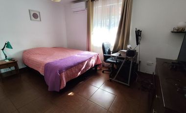 Se vende casa de 3 dormitorios en Linares