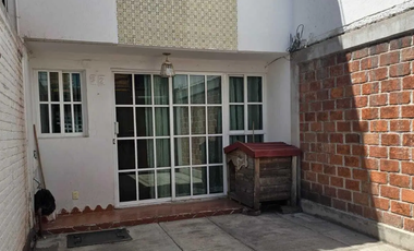 CASA EN VENTA EN VENUSTIANO CARRANZA, COLONIA FEDERAL. OPORTUNIDAD