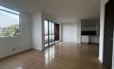 Apartamento en Arriendo Cumbres, Envigado, Antioquia