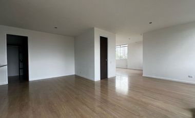 Apartamento en Arriendo Cumbres, Envigado, Antioquia