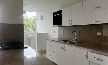 Apartamento en Arriendo Cumbres, Envigado, Antioquia