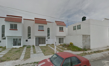 VENTA DE CASA EN FRACCIONAMIENTO LOMAS DEL CARMEN GUANAJUATO EN RECUPERACION HIPOTECARIA
