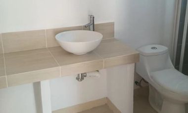 VENTA DE CASA NUEVA, UBICADA EN CONJUNTO JACARANDAS EN OAXTEPEC CENTRO, MORELOS A 5 MIN DE AV NACIONAL, A 5 MIN