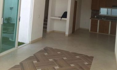 VENTA DE CASA NUEVA, UBICADA EN CONJUNTO JACARANDAS EN OAXTEPEC CENTRO, MORELOS A 5 MIN DE AV NACIONAL, A 5 MIN