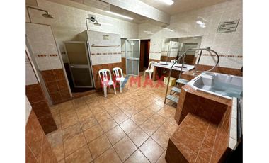 Se Vende Edificio Implementado Para El Giro De Negocio: Bienestar Y Salud