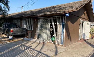 ¡OPORTUNIDAD!!!! CASA COMERCIAL EN LA COMUNA DE LA REINA