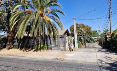 ¡OPORTUNIDAD!!!! CASA COMERCIAL EN LA COMUNA DE LA REINA