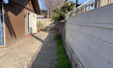 ¡OPORTUNIDAD!!!! CASA COMERCIAL EN LA COMUNA DE LA REINA