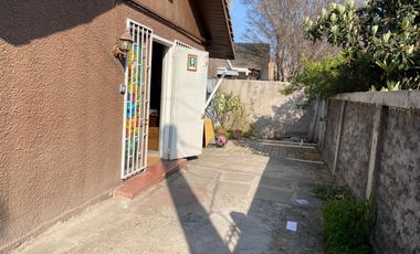 ¡OPORTUNIDAD!!!! CASA COMERCIAL EN LA COMUNA DE LA REINA