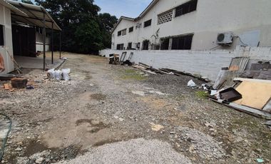 Terreno en Alquiler en Urdesa Norte, con Oficinas, 2 Baños,  Avenida Principal, Norte de Guayaquil.