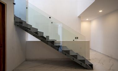 CASA EN VENTA EN VALLE IMPERIAL