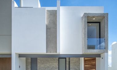 CASA EN VENTA EN VALLE IMPERIAL