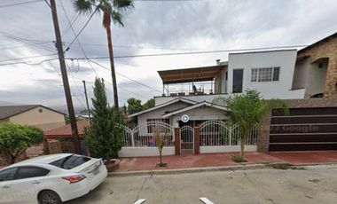 Casa En Remate Bancario En Sto. Tomas, El Refugio, Tecate, Baja California