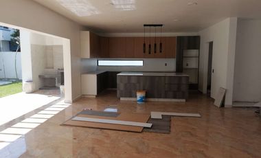 PRECIOSA CASA EN VENTA YAUTEPEC