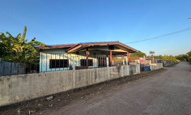 Move-in ready house on a 100-square-wa land plot, just 2 minutes from Darasamut School, Aranyaprathet.
