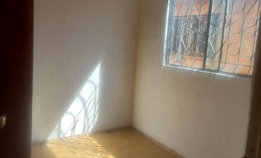 RENTA CASA TULTITLAN CLAUSTROS IV CERCA DE PLAZA JARDINES