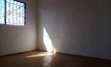 RENTA CASA TULTITLAN CLAUSTROS IV CERCA DE PLAZA JARDINES