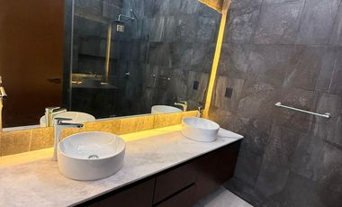 VENDO CASA DE 2 RECAMARAS DE 153 M2 CON ALBERCA PROPIA EN RESIDENCIAL ARBOLADA