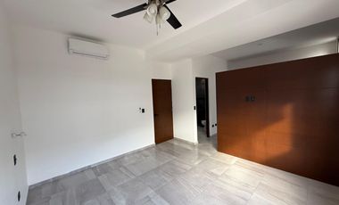 VENDO CASA DE 2 RECAMARAS DE 153 M2 CON ALBERCA PROPIA EN RESIDENCIAL ARBOLADA