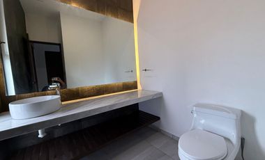 VENDO CASA DE 2 RECAMARAS DE 153 M2 CON ALBERCA PROPIA EN RESIDENCIAL ARBOLADA