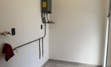 VENDO CASA DE 2 RECAMARAS DE 153 M2 CON ALBERCA PROPIA EN RESIDENCIAL ARBOLADA