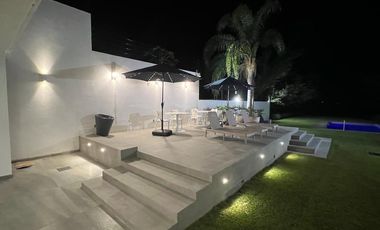 CASA AMUEBLADA EN RENTA, CHAPALA FRENTE A LA LAGUNA