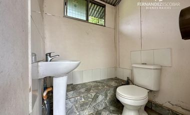 CALLE LARGA - VENDE TERRENO CON TALLER Y OFICINAS - PEDRERO