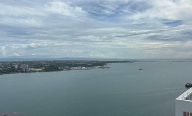 FOR SALE - 1BR FRONT SEAVIEW UNIT WITH BALCONY IN MANDANI BAY, MANDAUE CEBU. READY FOR OCCUPANCY. FURNISHED UNIT.