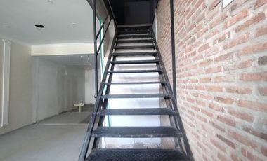 Local en arriendo en Alto Prado.