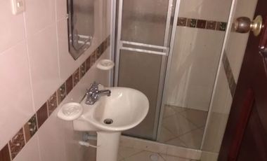 Arriendo Casa de Dos Pisos Con Terraza Metaima I